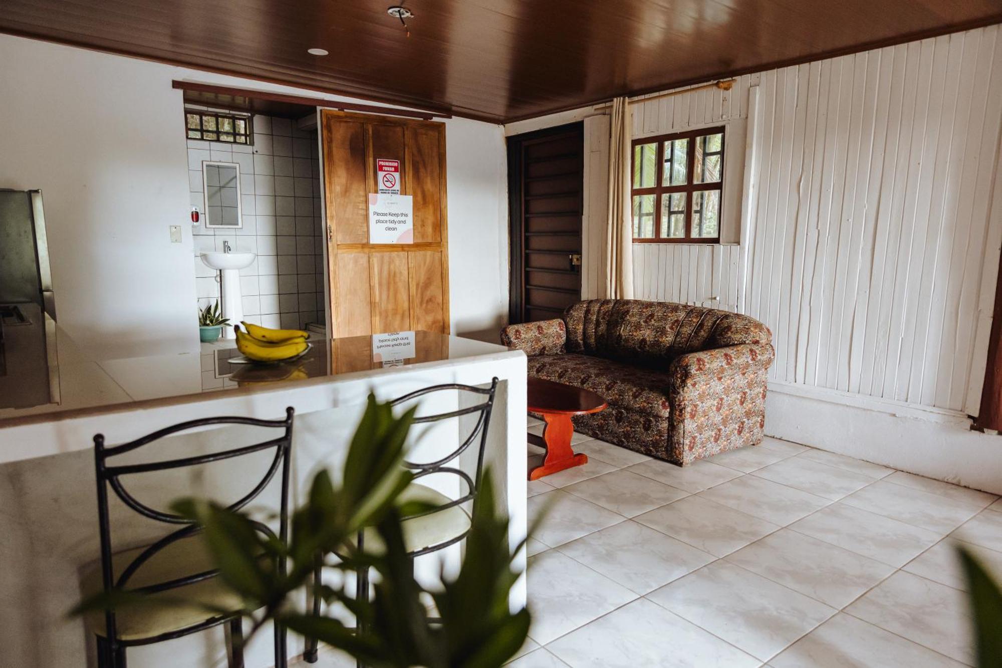 Sunny'S Hotel Jaco Exterior photo